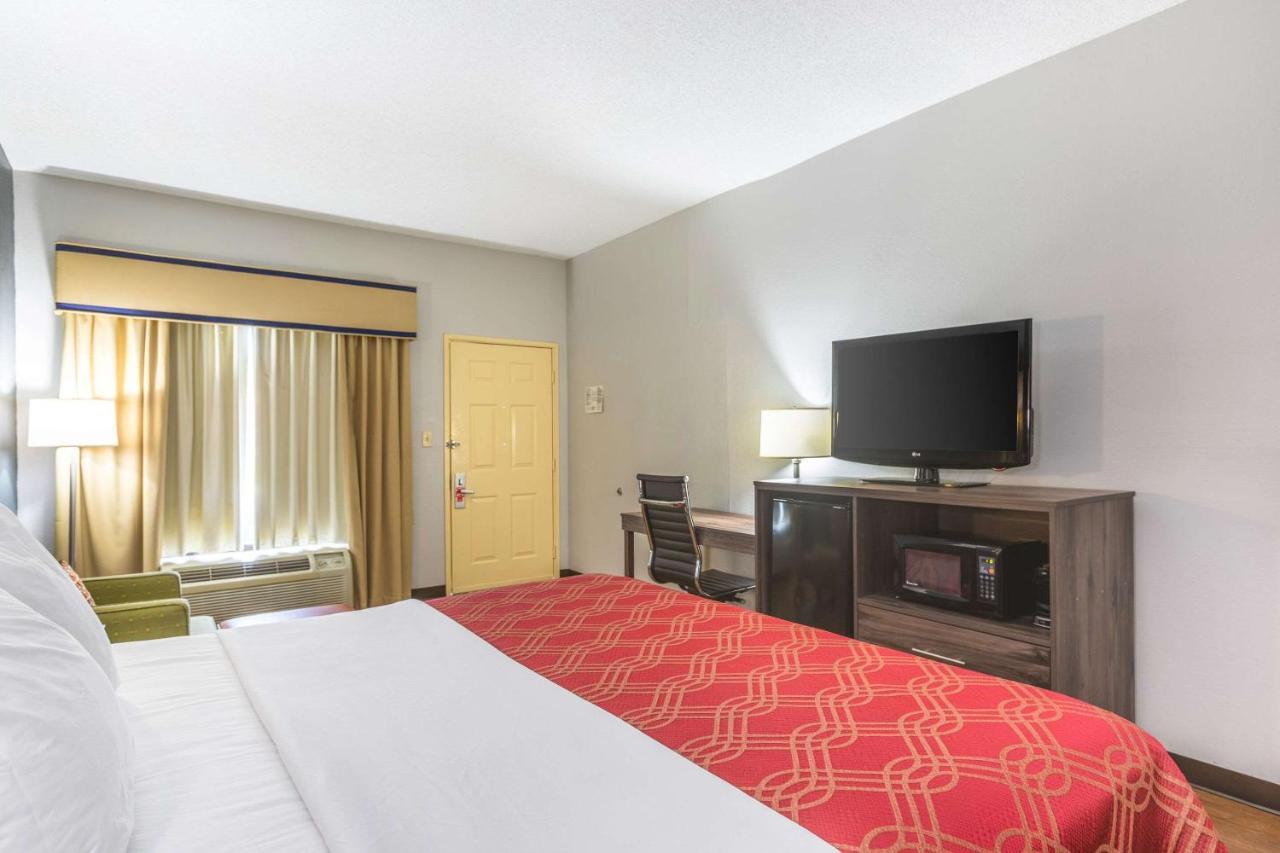 Royal Palms Inn Stockbridge Zewnętrze zdjęcie